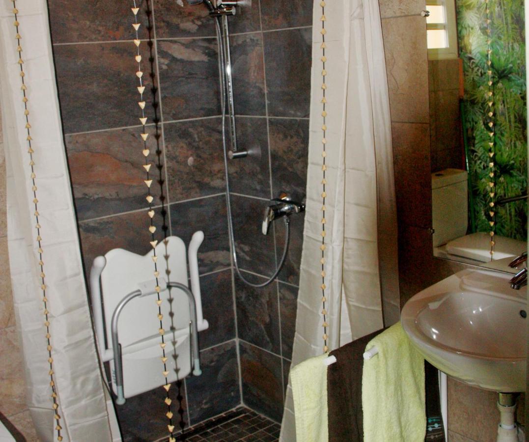 Cazadodo Villa L'Etang-Sale Ngoại thất bức ảnh